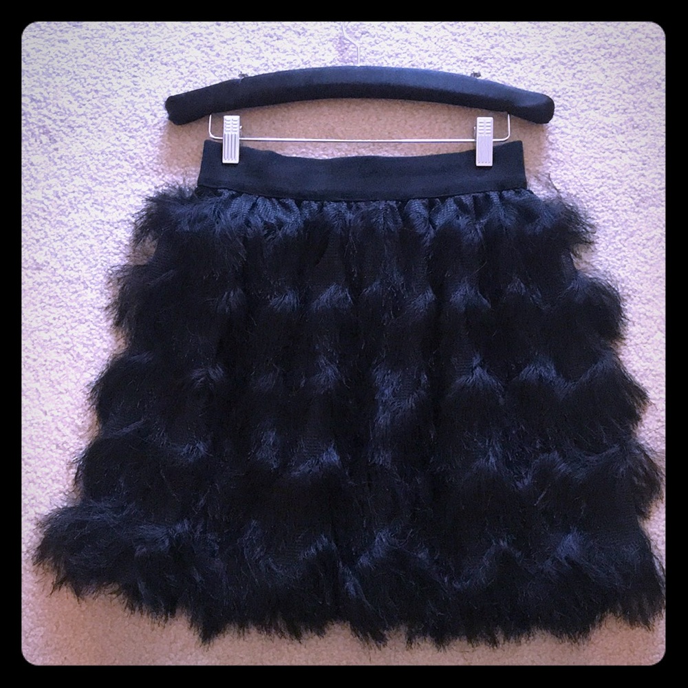 Banana Republic XS Black Fringe Skirt